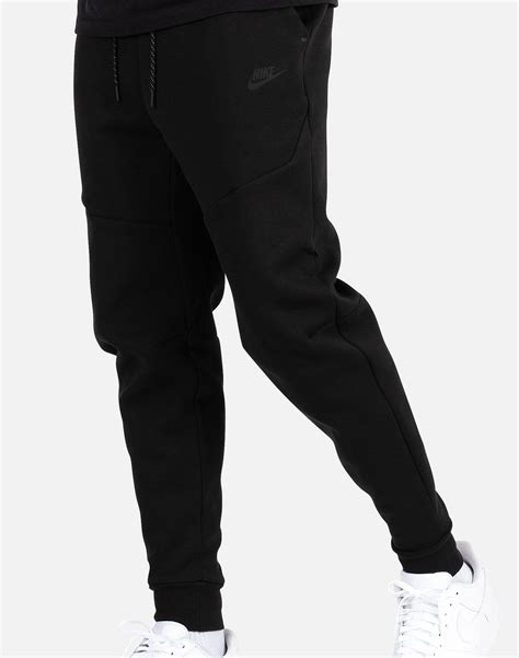 Nike Nsw Tech Fleece Joggers In Black For Men Lyst