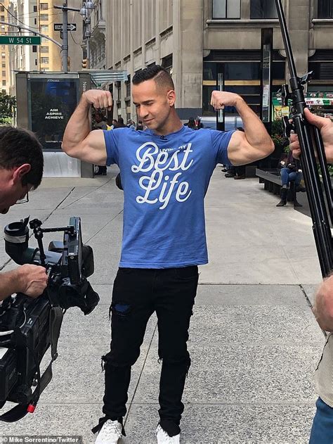 Jersey Shores Mike Sorrentino Flexes Bulging Biceps While Living His