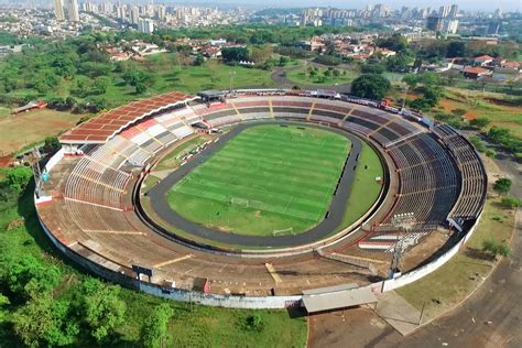 Estádio Santa Cruz Ribeirão Preto Sp Capacidade 45 Mil Clube
