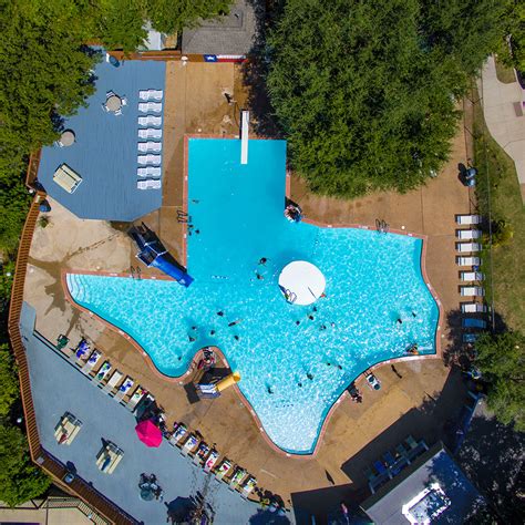 Factsfirsts Iconic Texas Shaped Pool Dallas Innovates