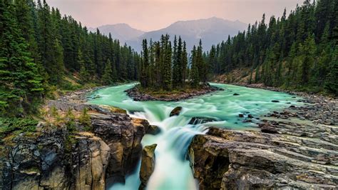 Cascada Parque Nacional Jasper En Canada Fondo De Pantalla 5k Hd Id3787