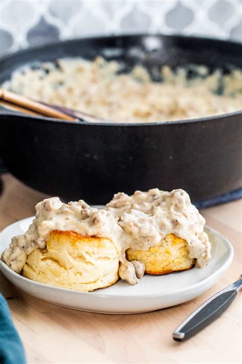 Top 9 How To Make Homemade Biscuits And Gravy 2022