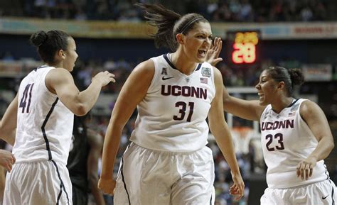 Ncaa Womens Basketball Tournament 2014 Uconn Back In Title Game After