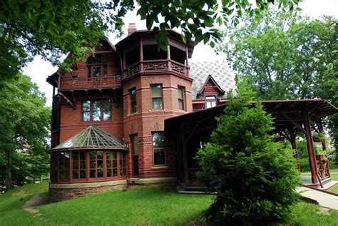 Guide To Historic And Famous Connecticut Homes
