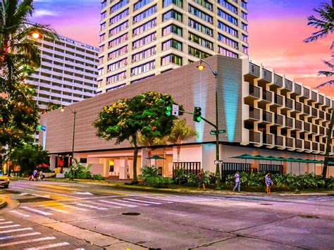 Wifi and parking are free, and this hotel also features an outdoor pool. Holiday Inn Express Honolulu-Waikiki Hotel by IHG