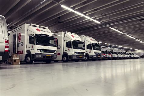 Be aware of potential scams or attempts to obtain personal identifying information from unsolicited email, phone calls, text messages, etc. United komt met de grootste OB truck van Europa