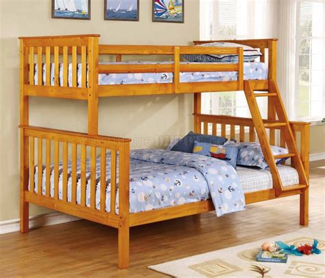 5200 Twin Over Full Bunk Bed In Honey Pine
