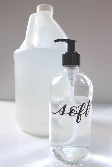 This is the very best homemade fabric softener recipe ever. DIY Fabric Softener - Clean Mama