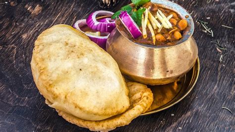 This chole bhature recipe is excellent and find more great recipes, tried & tested recipes about punjabi chole bhature recipe : Pin on My Ginger Garlic Kitchen's Video Recipes