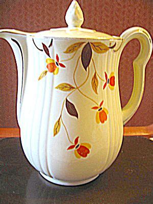 Browse the best of ebay, connect with other collectors, and explore the history behind your favorite we spotted a box sitting on top of a table with jewel tea autumn leaf pattern dishes made by hall china co. Vintage Hall Jewel Tea Autumn Leaf Coffee Pot. Click on ...