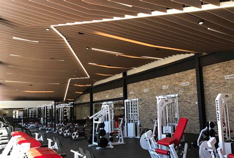 6 Fitness Clubs And Gym Ceiling Design Ideas