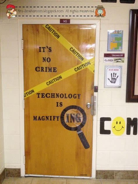 Building a computer lab takes time and effort, but is not very difficult once you have everything in one place. Mrs. Smith's Room: Computer Lab Makeover