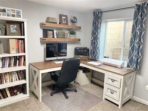 Farmhouse style diy desk idea that could sit in the corner of the room and eventually house a hutch for her books. DIY Farmhouse Desk — Ashley Diann Designs