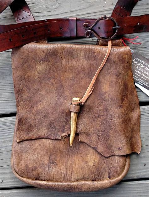 Primitive Distressed Mountain Man Possibles Bag Leather Hip Bag