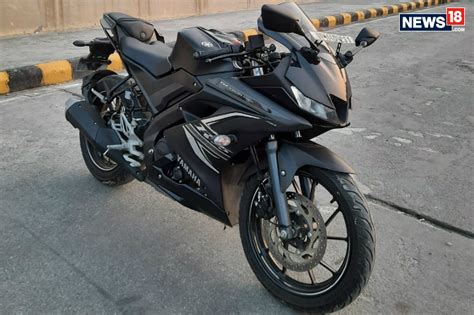 Yamaha yzf r15 v3 is a sports bike available in 3 variants in india. Yamaha YZF-R15 V3.0 Road Test Review: India's Best Entry ...
