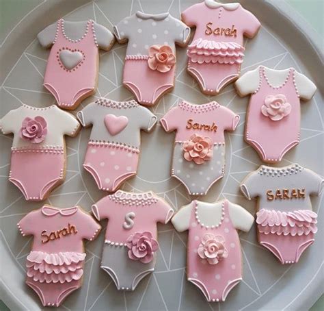 Whether you're serving a platter of our custom baby cookies at the shower or handing them out as baby shower favors, your guests will ooh and ahh at the site of these decorated cookie treats. 10 Baby shower cookies / baby girl cookie/ Party cookies ...