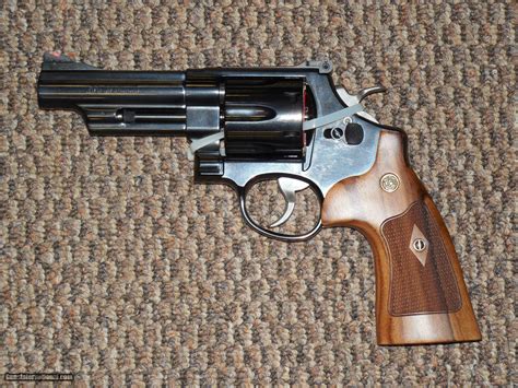 Sandw Model 29 Blued 4 Inch 44 Magnum Revolver