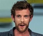 Harry Treadaway Biography - Facts, Childhood, Family Life & Achievements