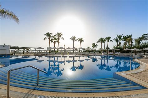 Atlantica Sea Breeze Hotel Pool Pictures And Reviews Tripadvisor