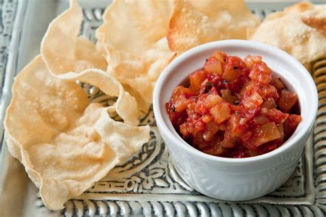 Sweet and Spicy Tomato Chutney Recipe With Garlic by Archana's Kitchen