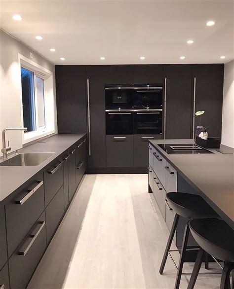 Black kitchen cabinets with black beauty benjamin moore color, white quartz kitchen island. China New Trend Color of Full Black Kitchen Cabinets ...