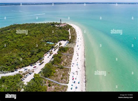 Sanibel Island Florida Gulf Of Mexico Beach Lighthouse Beach Park Point