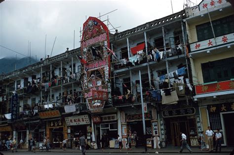 30 Rare Color Photographs Of Hong Kong In The 1950s ~ Vintage Everyday