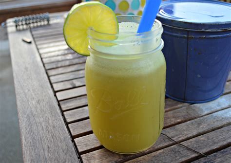 Juice Of The Week Soothe Your Belly Ginger Limeade The House Of Healthy