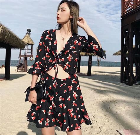 Hcbless 2018 Summer New Womens Fashion Cherry Print Waist Hollow Horn Sleeve Dress Seaside