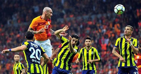 İşte galatasaray, fenerbahçe derbisinin hafızalardan silinmeyen anları. Galatasaray - Fenerbahçe maç özeti! - Spor Haberleri