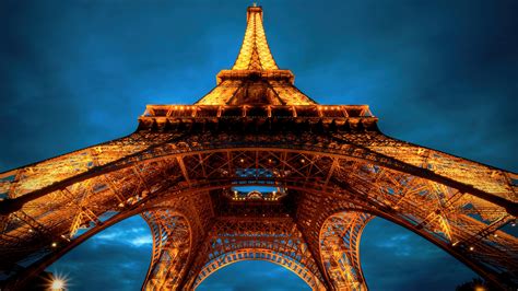 Eiffel Tower Wallpaper 4k La Tour Eiffel Night Cloudy Sky