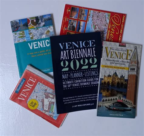 Navigating Venice Fad Magazine