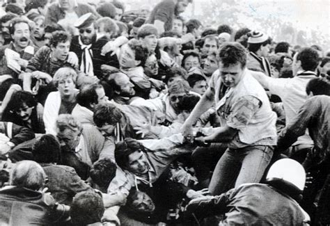 The heysel disaster led to all english clubs being banned from european football for five years with liverpool serving an extra year. Tragedia Heysel, il 29 maggio 1985 la morte di 39 tifosi ...