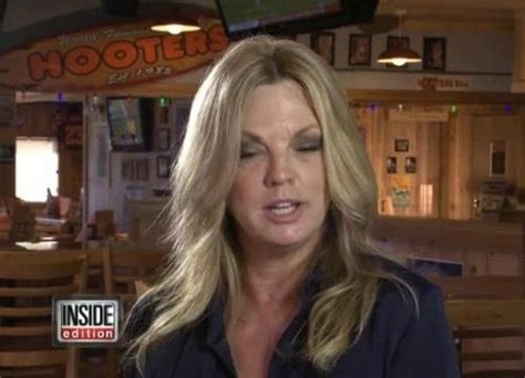 First Hooters Girl Lynne Austin Looks Back After 30 Years Bellevue