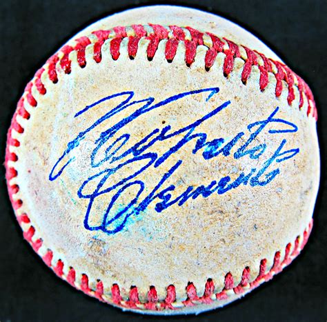 Roberto Clemente Signed Baseball 2 Memorabilia Center