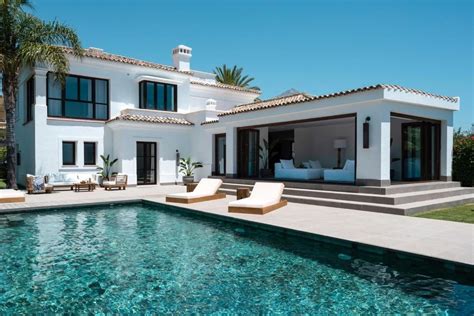 Designer Villa Luxury Cinema Pool View Nueva Andalucia España Marbella