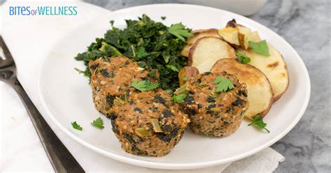 Transfer turkey mixture to the prepared pan and bake for 60 to 75 minutes, until internal temperature of meatloaf reaches 165°f. Whole30 Mini Turkey Meatloaf | Simple Dinner Recipe ...