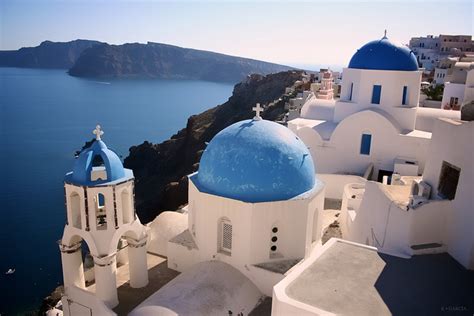 How To Find The Famous Three Blue Domes In Santorini