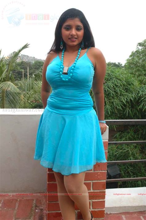 Soumya Actress Photoimagepics And Stills 25786
