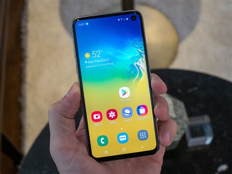 The Galaxy S10 Now Has Its First Android 10 Beta Heres How To