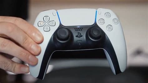 New Ps5 Controller Pic Confirms Our Worst Fear