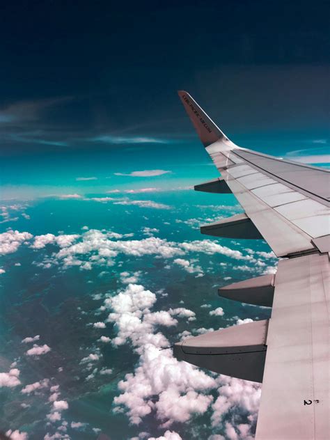 500 Engaging Airplane Photos · Pexels · Free Stock Photos