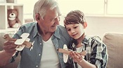 Abuelos: 7 fabulosas ideas para conectarse con los nietos | Telemundo