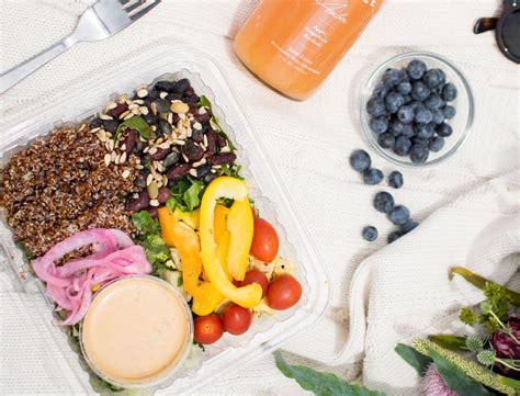 Whether you are a vegan, vegetarian, or diabetic, there's a what is the healthiest meal delivery service? The Best (Healthy) Meal Delivery Companies (With images ...