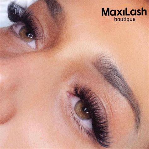volume eyelash extensions in boston maxilash boutique lashes and pmu boston