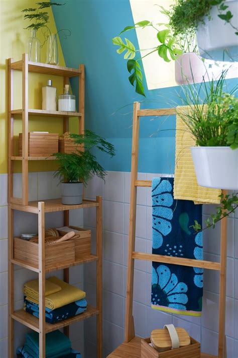 Keberaneka ragaman ini dapat menjadikan anda lebih leluasa sehingga terlihat motif yang unik dan menarik serta akan memberikan efek lebih bagus jika anda bandingkan model pemasangan yang biasa saja. 10 ide desain kamar mandi unik dan kreatif | IKEA Indonesia
