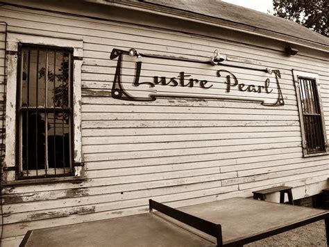 Lustre Pearl Returns The Rainey Street Bar That Started It All Reopens