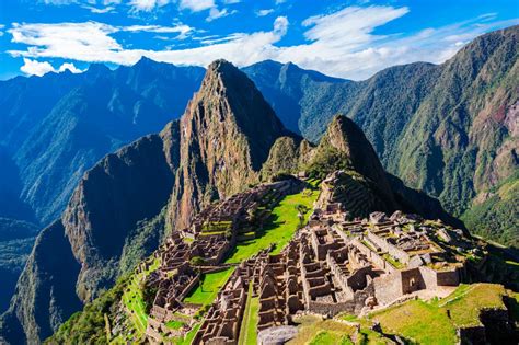 Peru is the fifth most populous country in latin america and it is known for its ancient history, varied topography, and multiethnic population. Los 5 lugares en Perú que no te puedes perder - Vacaciones ...