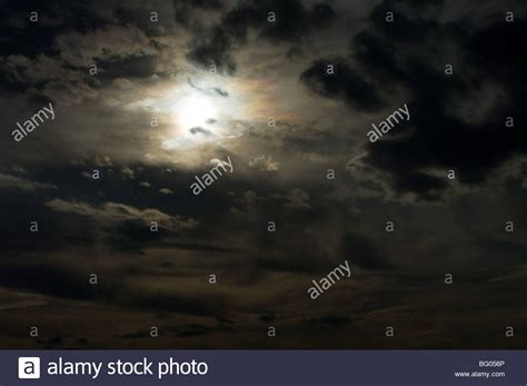 Dark Cloudy Sky Hi Res Stock Photography And Images Alamy