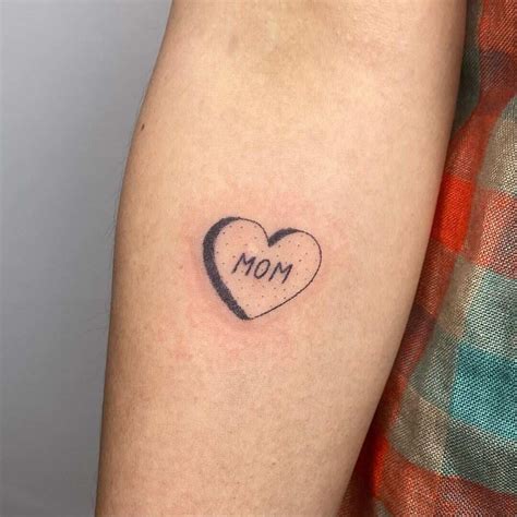 25 of the best memorial tattoos for mom ideas with deep meaning yen gh